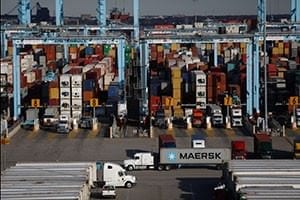 virginia-port-trucks