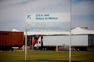 border-crossing-trucks-sign